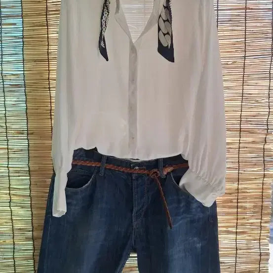 [BUNJANG] Bongvely White Blouse (M) / 봉블리 화이트 블라우스 M