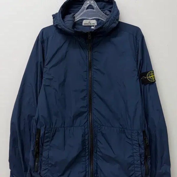 [BUNJANG] Stone Island Windbreaker Navy M / 스톤아일랜드 바람막이 네이비 M사이즈