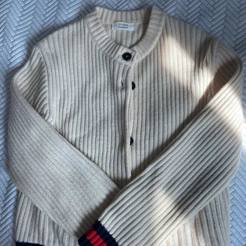 [BUNJANG] Studio Tomboy Son Ye Jin Cardigan / 스튜디오톰보이 손예진 가디건