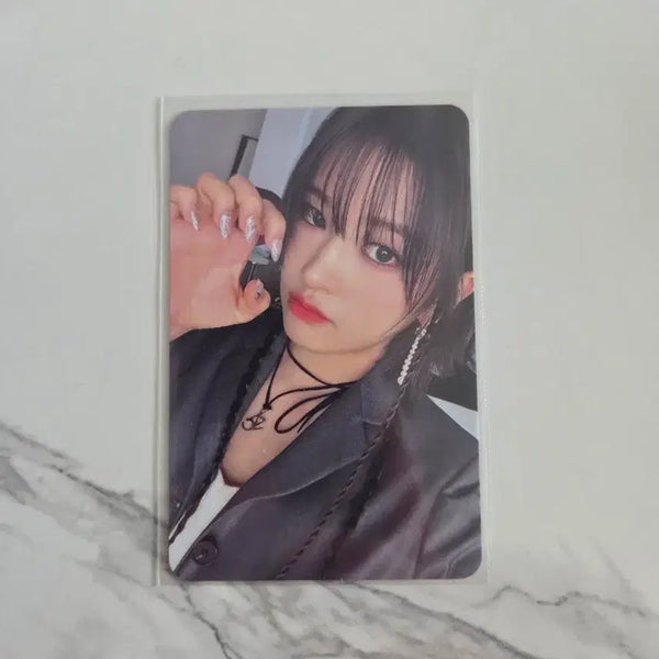 [BUNJANG] IVE (I'VE MINE) Baddie Version Yujin Photocard / 아이브 마인 배디버전 유진