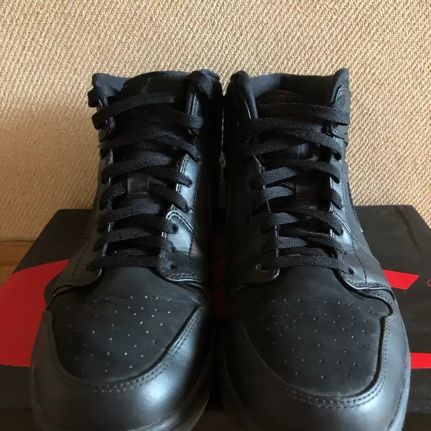[BUNJANG] Air Jordan 1 Mid Triple Black Men's Shoes / 조던 1 미드 트리플 블랙 295