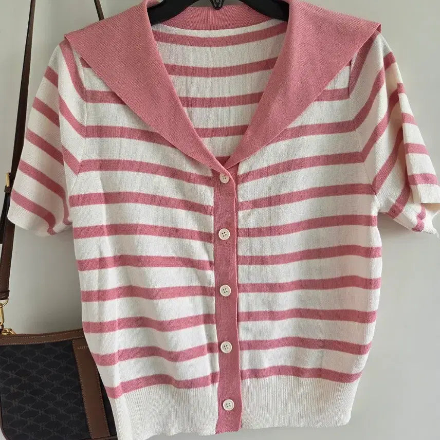 [BUNJANG] Pink Striped Sera Collar Knit T-Shirt / 핑크 스트라이프세라 카라 니트티