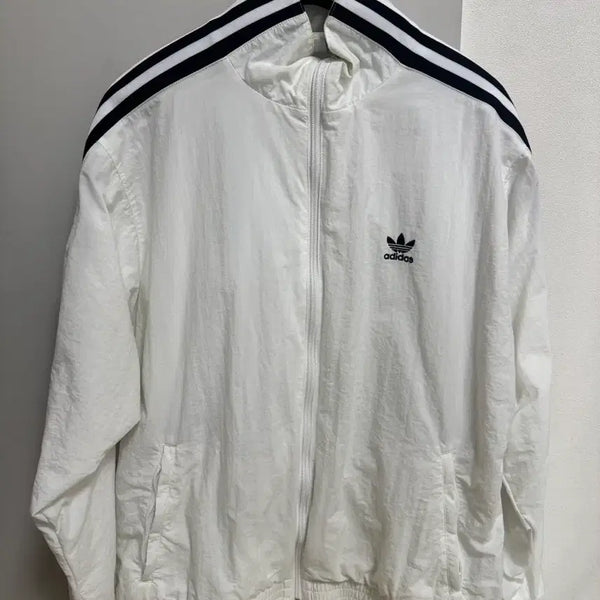 [BUNJANG] Adidas Vintage Nylon Windbreaker Zip-Up / 아디다스 빈티지 바람막이 나일론 집업