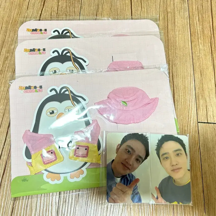 [BUNJANG] Doh Kyung Soo (D.O.) "Ching-E" Hat + Vest + 2 Photocards (Sealed Bundle Set) / 미개봉) 도경수 구즈 찌랭이 모자+조끼+2장 포카