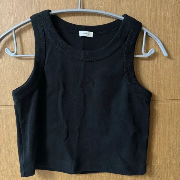 [BUNJANG] Monoha Cropped Sleeveless Top / 모노하 크롭 슬리브리스