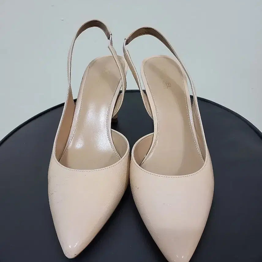 [BUNJANG] Michael Kors Beige Strap Heels / 마이클코어스 베이지 스트랩 힐.260806
