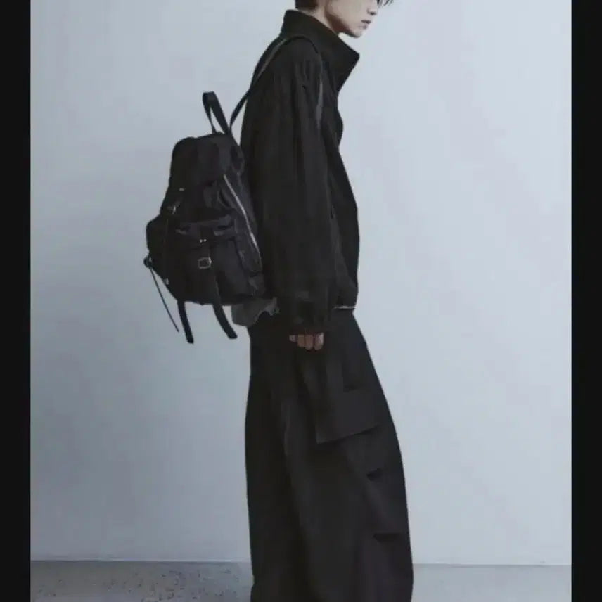 [BUNJANG] YOUTH Rucksack Backpack 23 Season First Edition / 유스 럭색 백팩 23시즌 초판