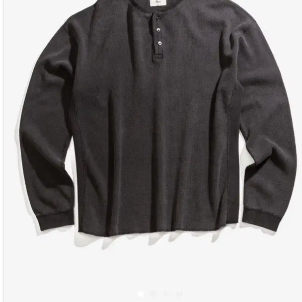 [BUNJANG] Heist Henley Neck Long Sleeve 3-Button T-Shirt Black / 헤이스트 헨리넥 긴팔 3버튼 블랙