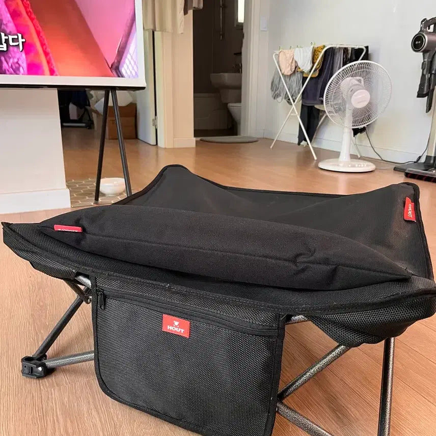 [BUNJANG] Hout Pet Hammock Camping Chair - Black (Medium, Includes Carrying Bag) / 하웃 강아지 캠핑 의자 해먹 M (전용가방 포함)