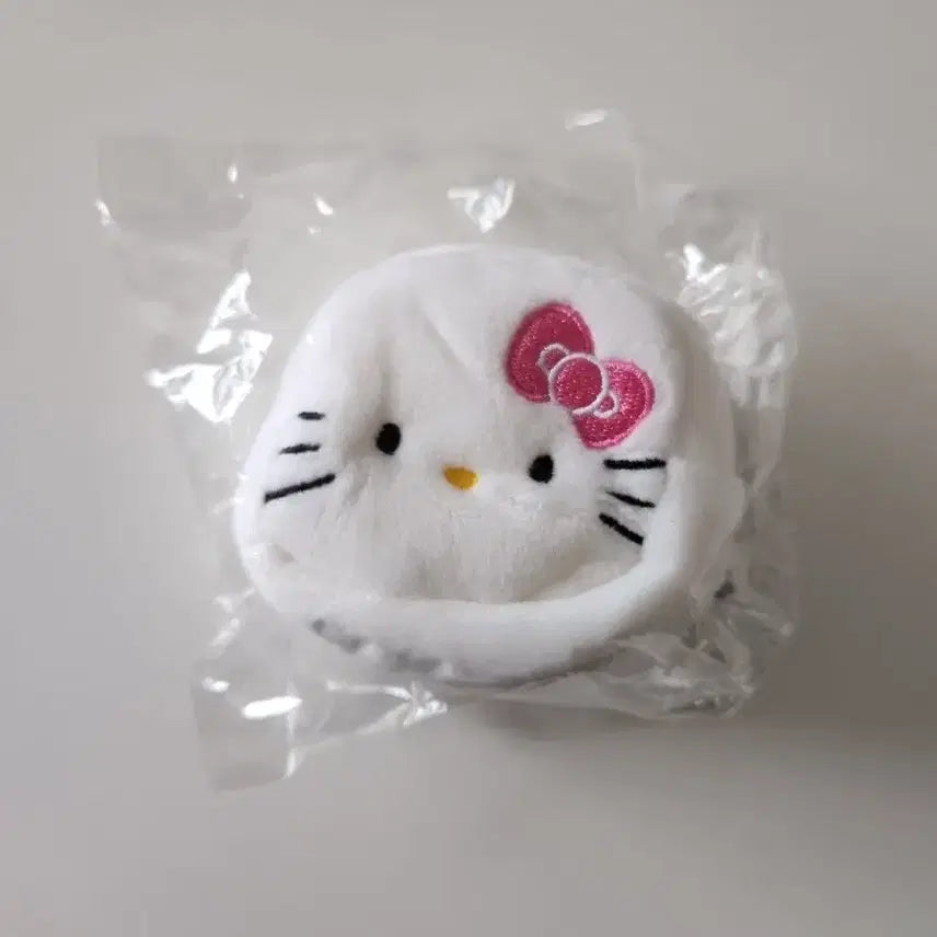 [BUNJANG] Hello Kitty Square Pouch & Coin Purse / 새상품/ 키티 스퀘어 파우치, 키티 동전지갑 키티 사각파우치 키티에어팟파우치 정품 키티 파우치키링