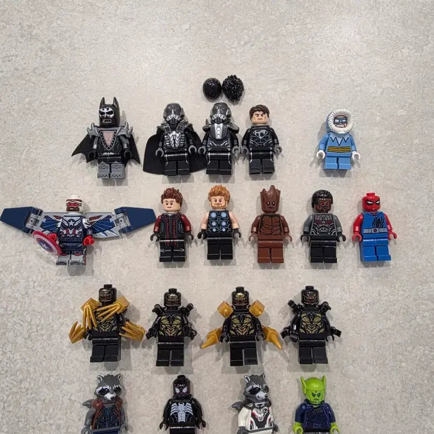 [BUNJANG] LEGO Marvel & DC Minifigure Bundle Set / 레고 마블 & DC 미니피규어 일괄판매