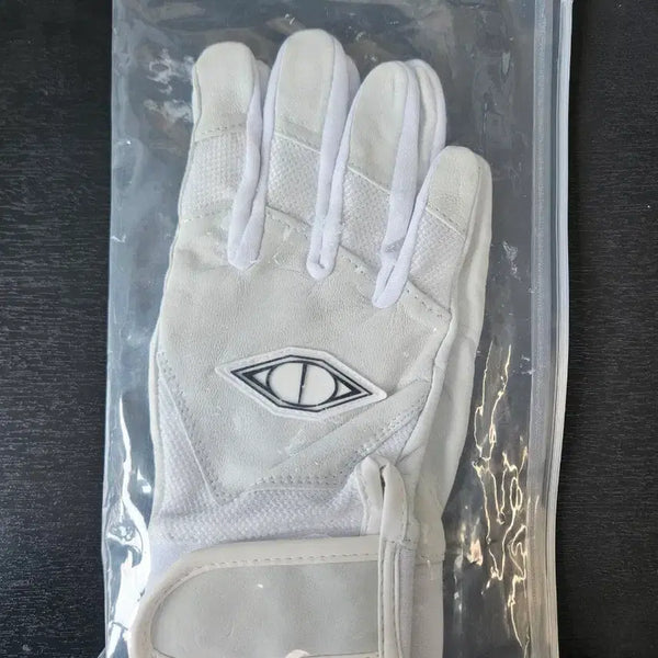 [BUNJANG] Ekta Park Min-woo Game-Issued Batting Gloves / 엑타 박민우 지급용 배팅장갑 팝니다.