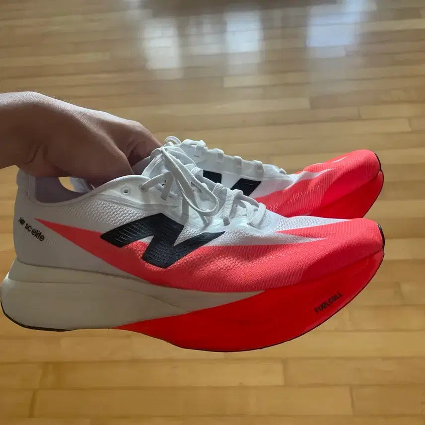 [BUNJANG] New Balance FuelCell SC Elite v5 2E Wide Urgent Red White Black / 뉴발란스 퓨어셀 SC 엘리트 v5 2e 와이드 얼전트 레드 화이트 블랙