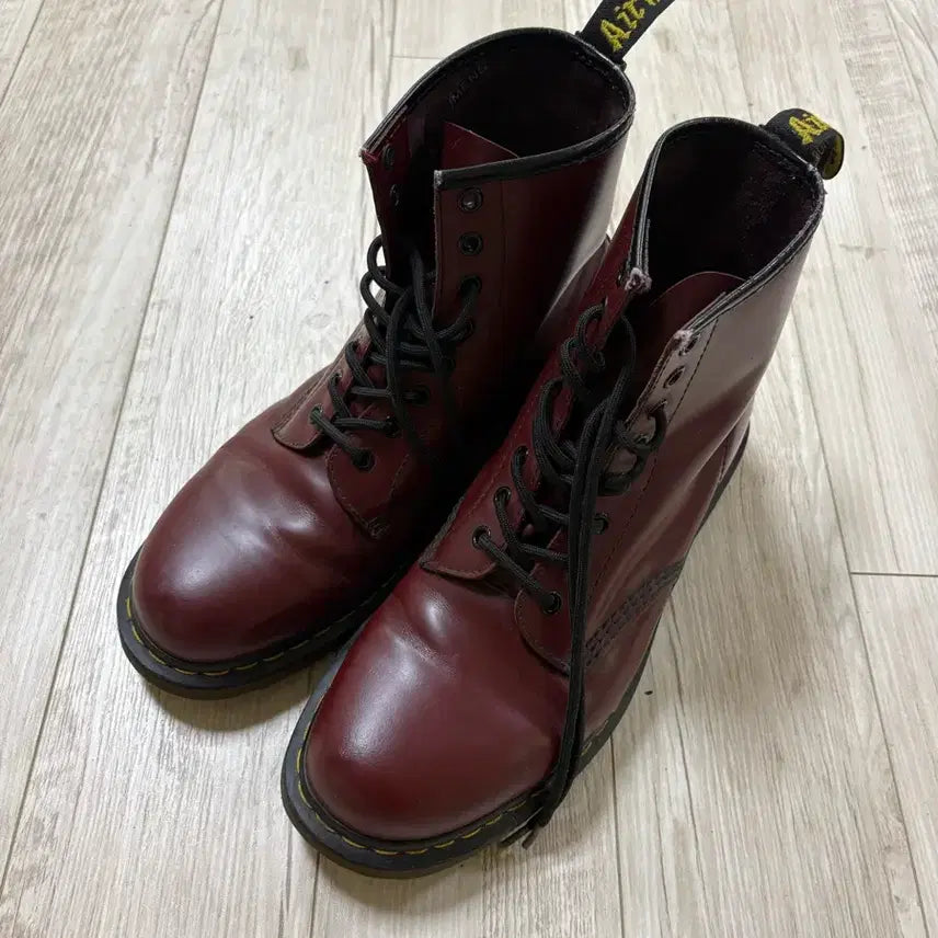[BUNJANG] Dr. Martens 1460 Cherry Red Boots / 닥터마틴 1460 체리레드 280