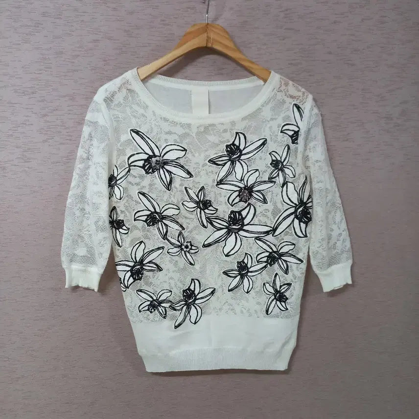 [BUNJANG] Ozsecon Ivory Print T-shirt / B8-11/오즈세컨 아이보리 프린트 티셔츠 여성