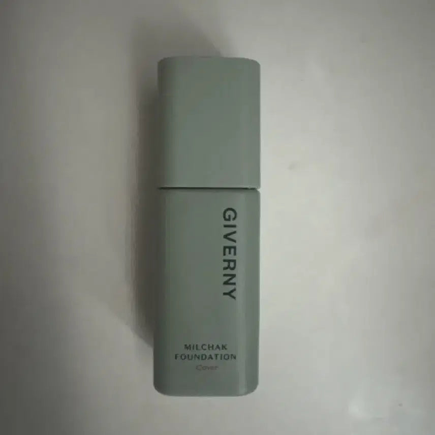 [BUNJANG] Giverny Close Fit Foundation Porcelain / 지베르니 밀착 파운데이션