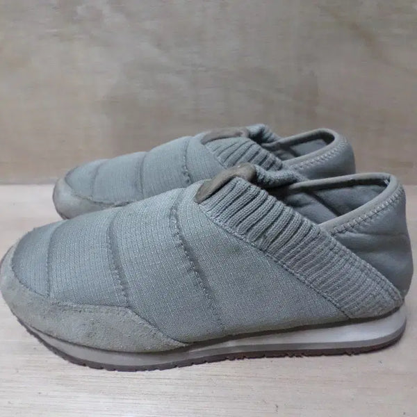[BUNJANG] Teva Padded Sneakers / 후루룩구제3 230 테바 패딩 운동화 스니커즈 방한화 260811