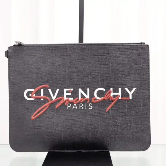 [BUNJANG] Givenchy Logo Embroidered Zipper Pouch Clutch Black / 지방시 로고 자수 지퍼 파우치 클러치 블랙 bk600jk0vm