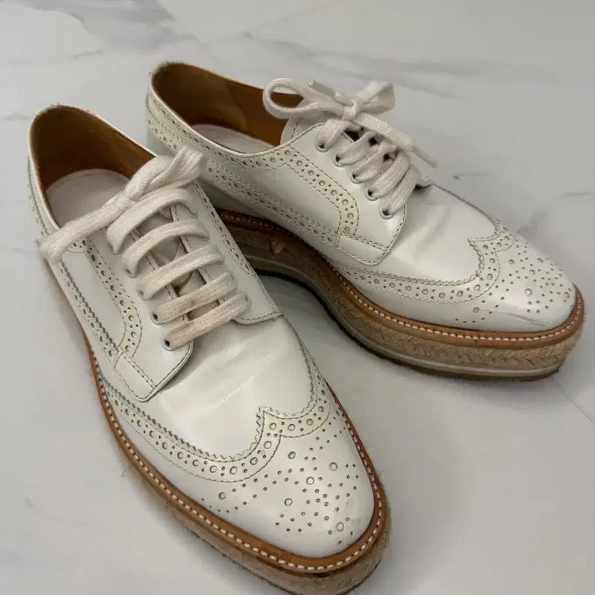 [BUNJANG] Prada White Wingtip Espadrilles / 프라다 화이트 윙팁 에스파듀