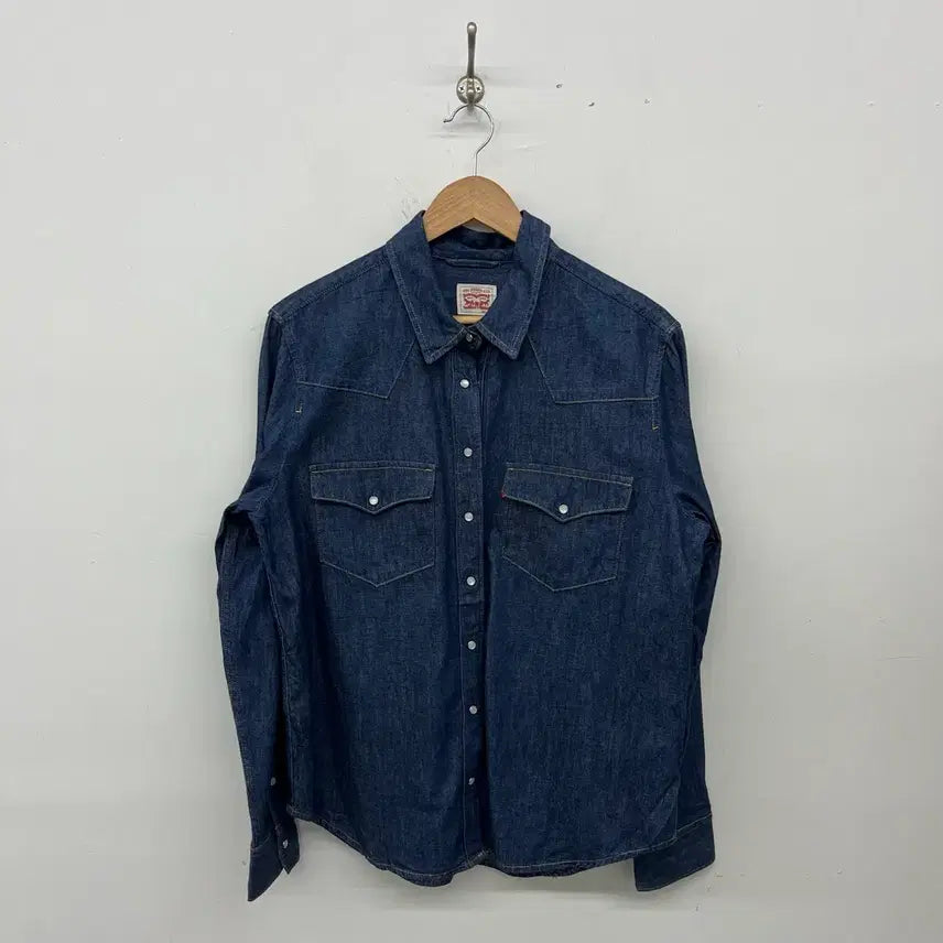 [BUNJANG] Levi's Vintage Red Tab Two Pocket Denim Shirt / 리바이스 빈티지 레드탭 투 포켓 데님셔츠 남녀공용 L