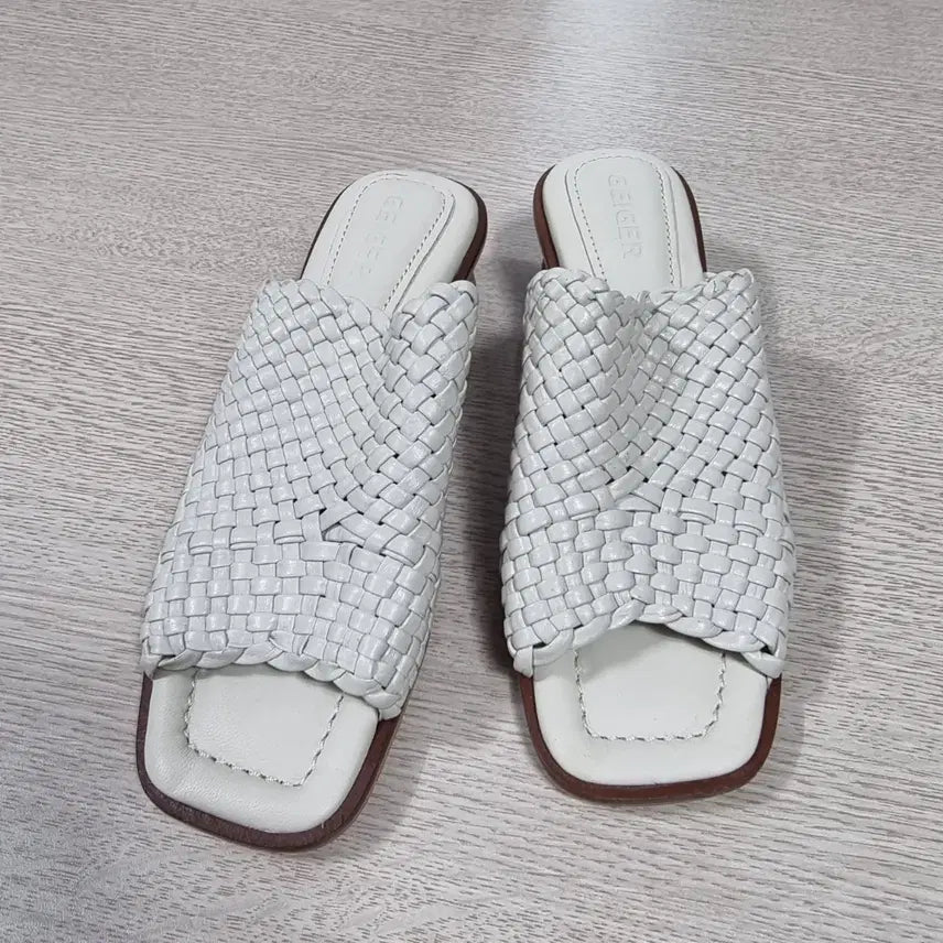 [BUNJANG] Geiger Women's Mules Sandals 245mm / 가이거 뮬 샌들 여자245mmㅡ0413ㅇㅇ