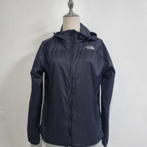 [BUNJANG] The North Face Lightweight Hooded Windbreaker Jacket / 노스페이스 경량 바람막이 후드점퍼 등산자켓