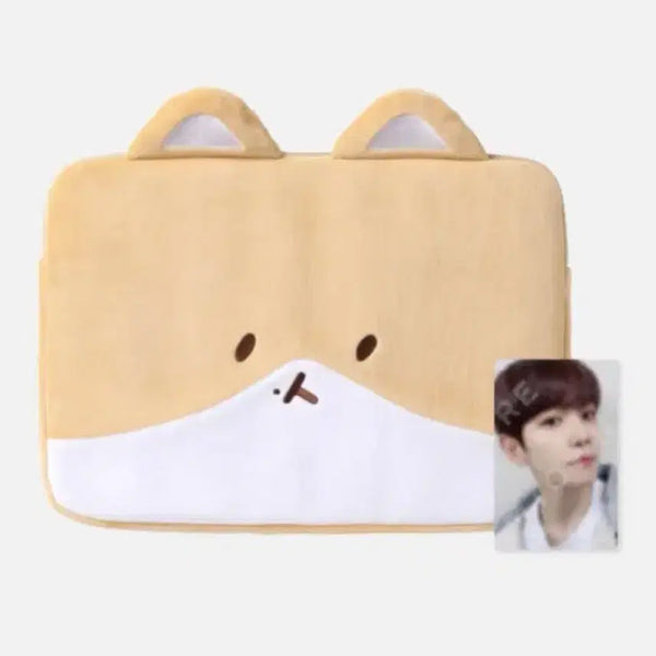 [BUNJANG] Fluffy Laptop Pouch with Photocard / 터래기 노트북 파우치 포카 포함