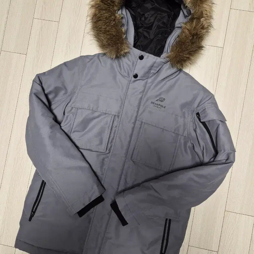 [BUNJANG] Beanpole Sports Women's CHUBBY Mid Down Padding Jacket Size 90 / 새상품급) 빈폴 스포츠 여성 CHUBBY 미드 덕다운 패딩 자켓 사이즈90s볼륨감 있는 오버사이즈 실루엣과 트렌디한 후디드 스타일이 결합되어 포인트 코디로 활용하기 좋은 방한