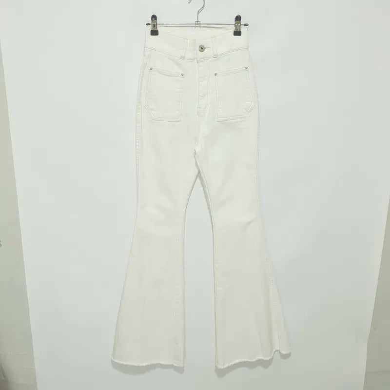 [BUNJANG] High-Waist Hip Pad Bootcut Denim Pants M / 아웃 포켓 하이웨스트 골반 패드 부츠컷 데님 팬츠 M_M2890