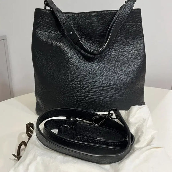 [BUNJANG] BRUNO MAGLI Calfskin Leather Crossbody Bag / BRUNO MAGLI 브루노말리 소가죽 가방 크로스백