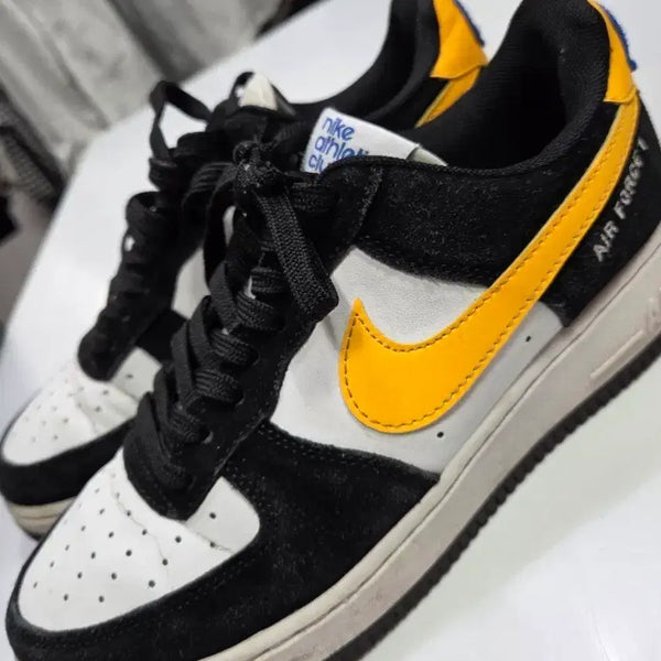 [BUNJANG] Nike Air Force 1 Low Black & Yellow Sneakers (US 7.5) / 나이키 에어포스 1 로우 블랙 앤 옐로우245
