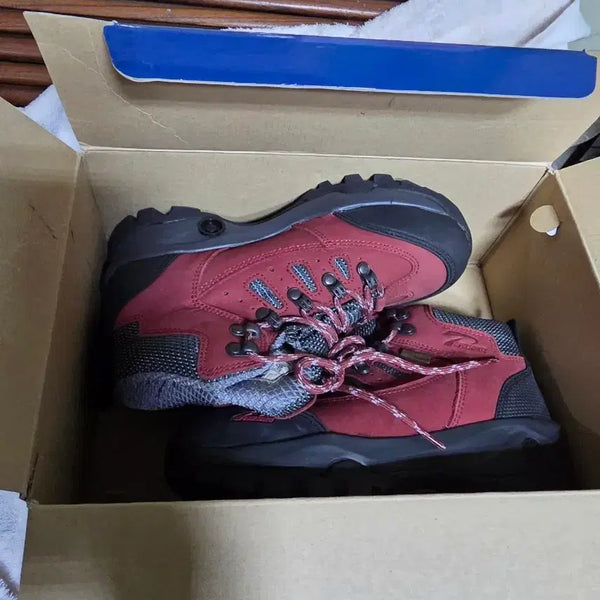 [BUNJANG] Women's Hiking Boots - Red/Gray Mesh - Size 235 / 여성 등산화ㅡ235