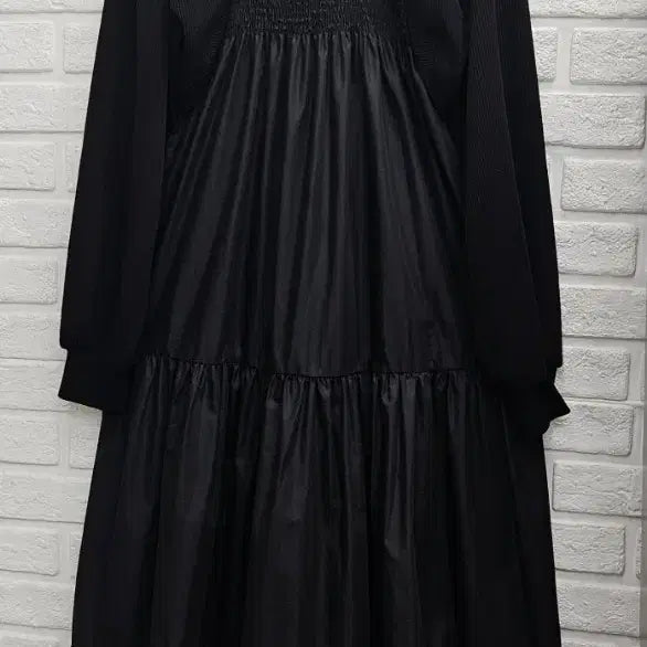 [BUNJANG] ZARA Black Frill Long Dress EUR L / A4928  블랙 프릴 끈원피스(ZARA)