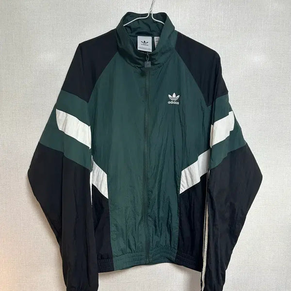 [BUNJANG] Adidas Archive Windbreaker Green / 아디다스 리카이브 바람막이 그린