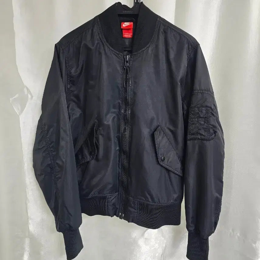 [BUNJANG] Nike Bomber Jacket Black / 나이키 봄버 자켓 블랙 (2381)