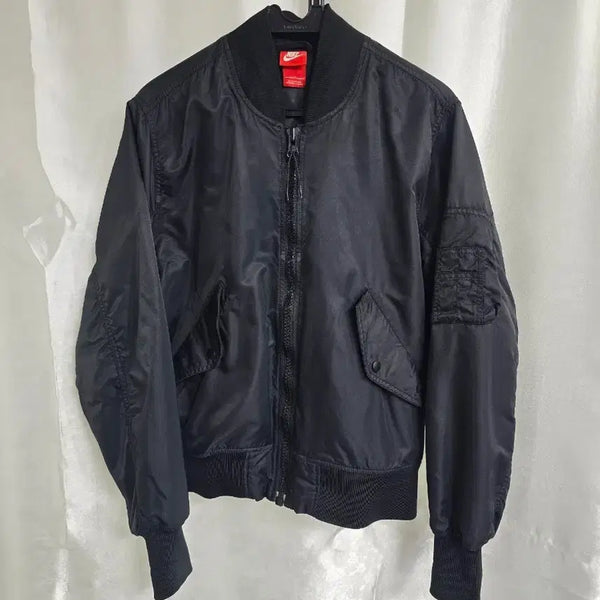 [BUNJANG] Nike Bomber Jacket Black / 나이키 봄버 자켓 블랙 (2381)
