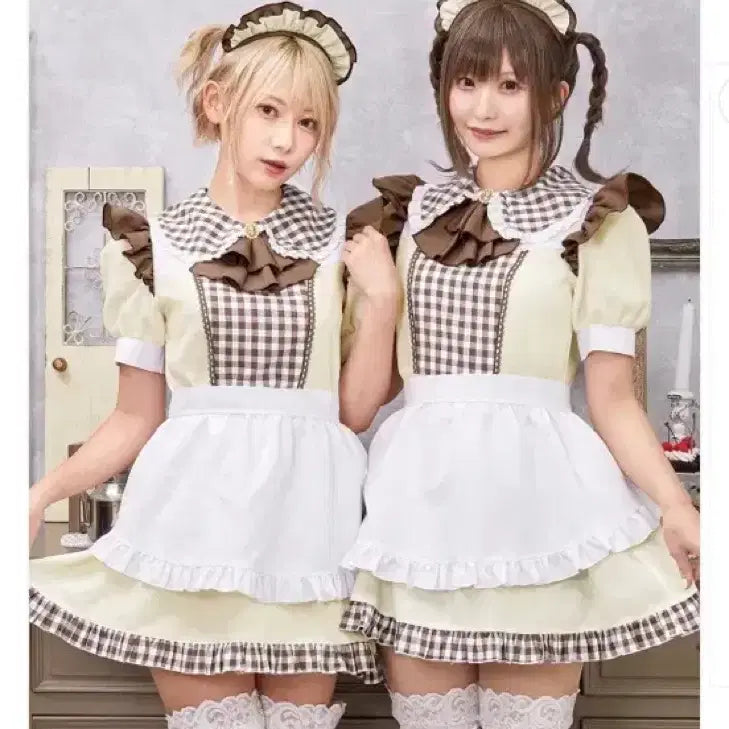 [BUNJANG] Clear Stone White Choco Maid Outfit Cosplay / 클리어스톤 화이트초코 메이드복 양도 코스프레 졸사 졸업사진 지하돌 컨셉의상 할로윈