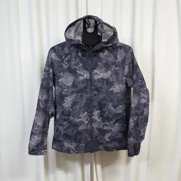 [BUNJANG] Black Yak Men's Hiking Windbreaker Jacket (Size 100) / 22년 블랙야크 남성 등산 홀겹 바람막이 모노숏 자켓 100 오일장