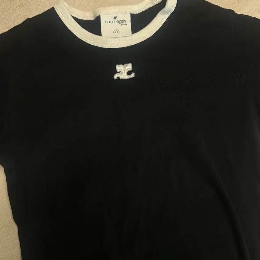 [BUNJANG] Courreges Authentic Black T-Shirt XS / 꾸레쥬 정품 반팔티셔츠 블랙 xs