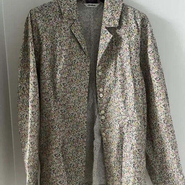 [BUNJANG] The Aperture Liberty Floral Blouse / 디애퍼처 리버티 블라우스