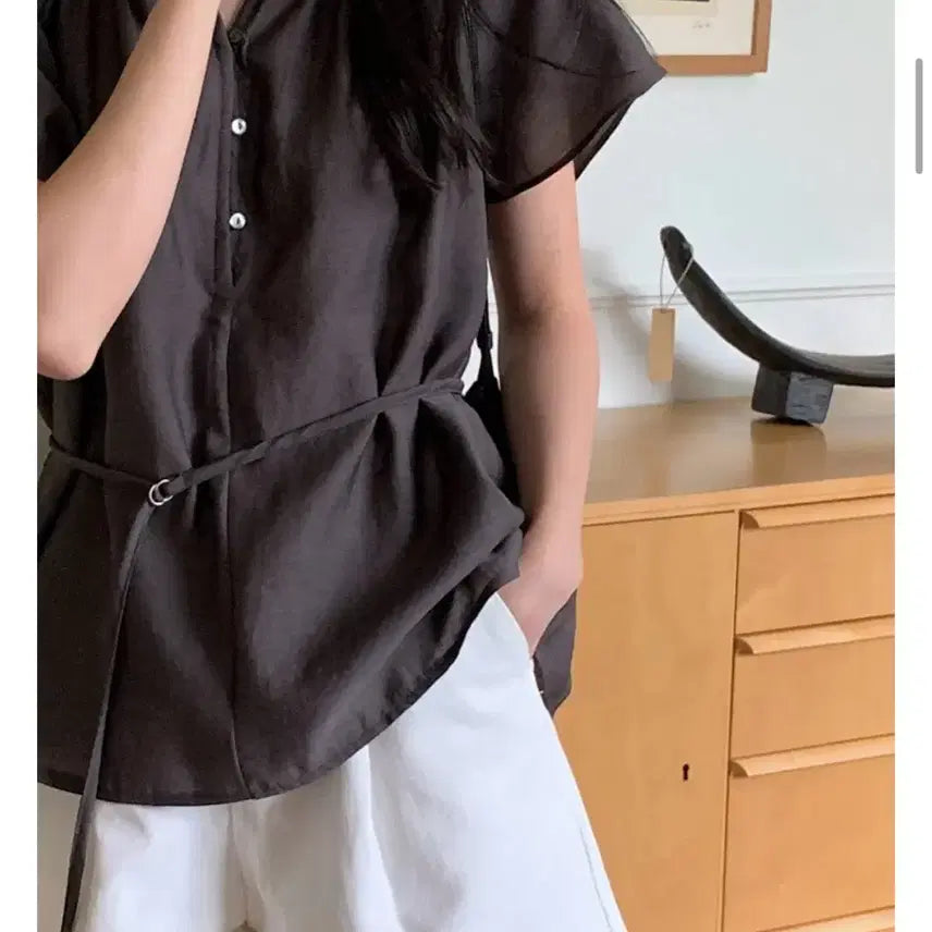 [BUNJANG] Raglan Short Sleeve Blouse / 나그랑 반팔 블라우스 - 하객룩 데이트룩 여리핏 반팔블라우스 라운드블라우스 여름블라우스