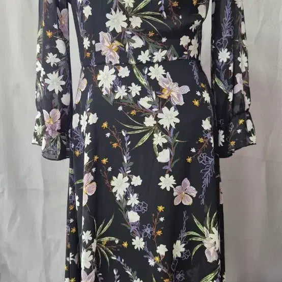 [BUNJANG] Black Floral Pattern Long Dress - Size M / 롱 원피스 블랙 플라워 패턴 M