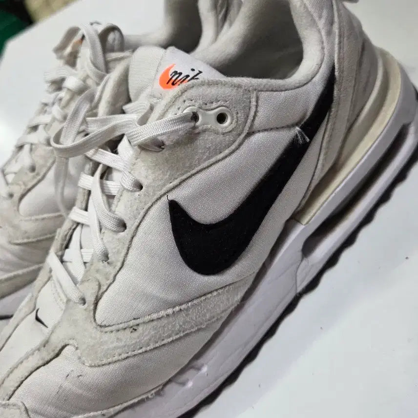 [BUNJANG] Nike x Sacai Waffle White / 나이키 사카이 와플 흰색240