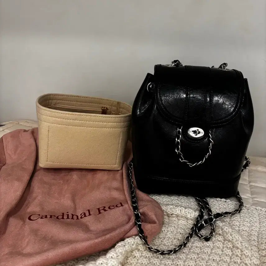 [BUNJANG] Cardinal Red Howa Bag Black Silver Hardware / 카디널레드 하우아백 블랙 은장