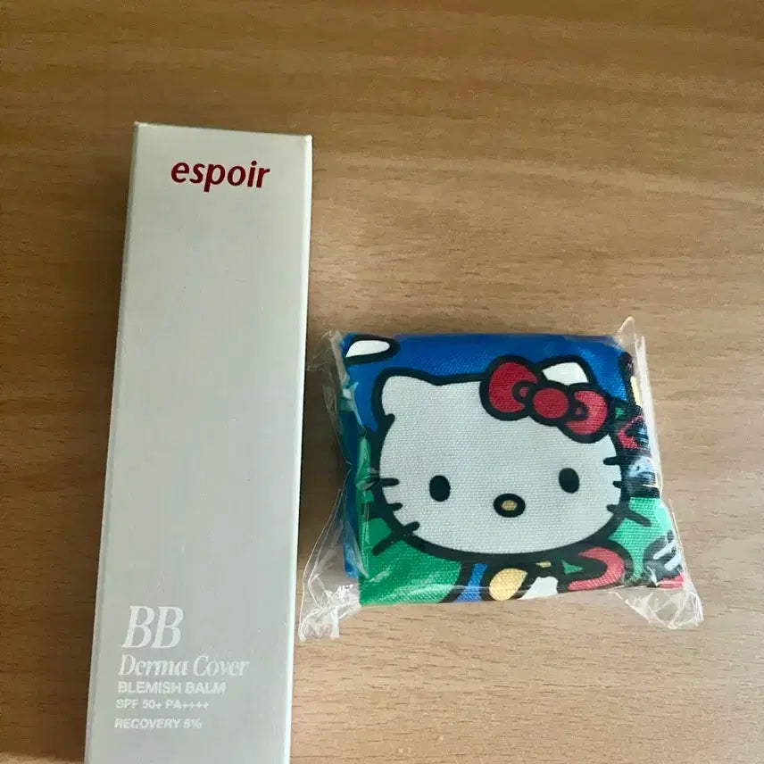 [BUNJANG] Espoir Water Splash Sun Cream SPF50+ PA++++ (Hello Kitty Pouch Set) / 에스쁘아 비비크림(키티파우치증정)