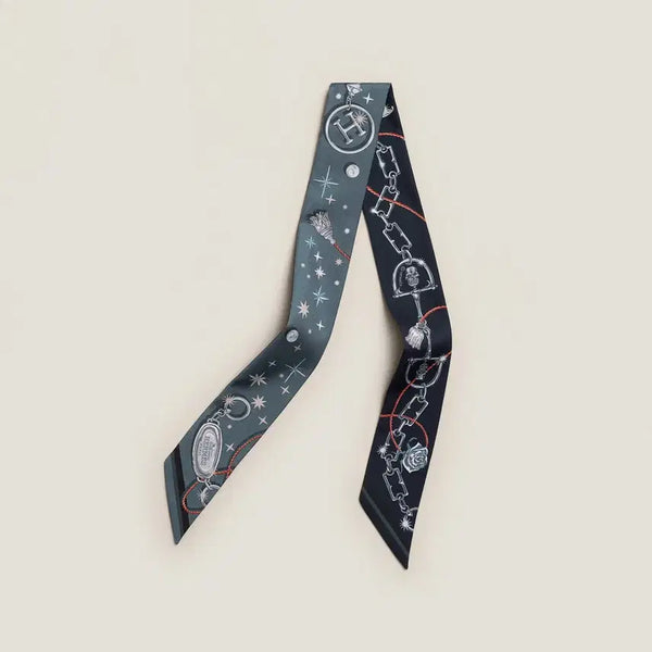 [BUNJANG] Hermes Twilly C'est la Fete Charcoal/Navy H062743S / 새상품] 에르메스 트윌리 C'est la Fete 챠콜/네이비 H062743S