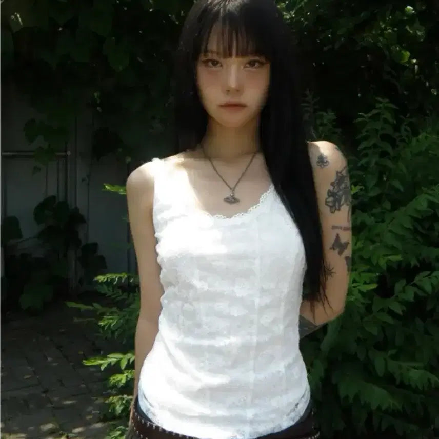 [BUNJANG] White Lace Sleeveless Top / 화이트 레이스 민소매 탑