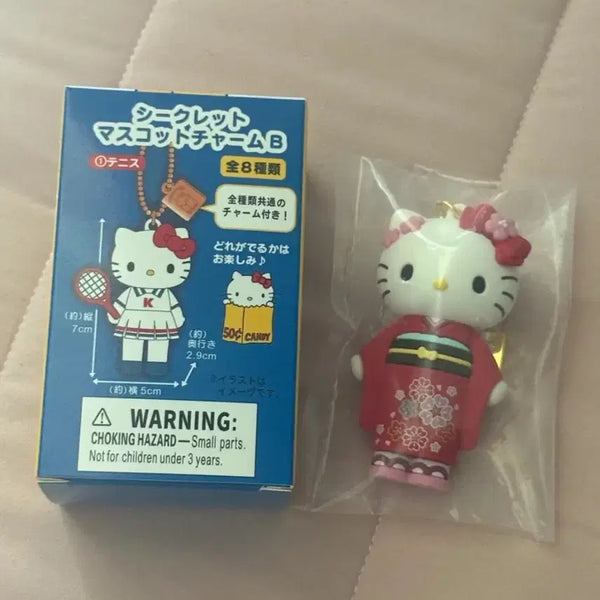 [BUNJANG] Hello Kitty 50th Anniversary Tokyo Exhibition Random Figure Keychain Mascot / 새제품 헬로키티 50주년 도쿄 전시회 랜덤 피규어 키링 마스코트 기모노 키티 산리오