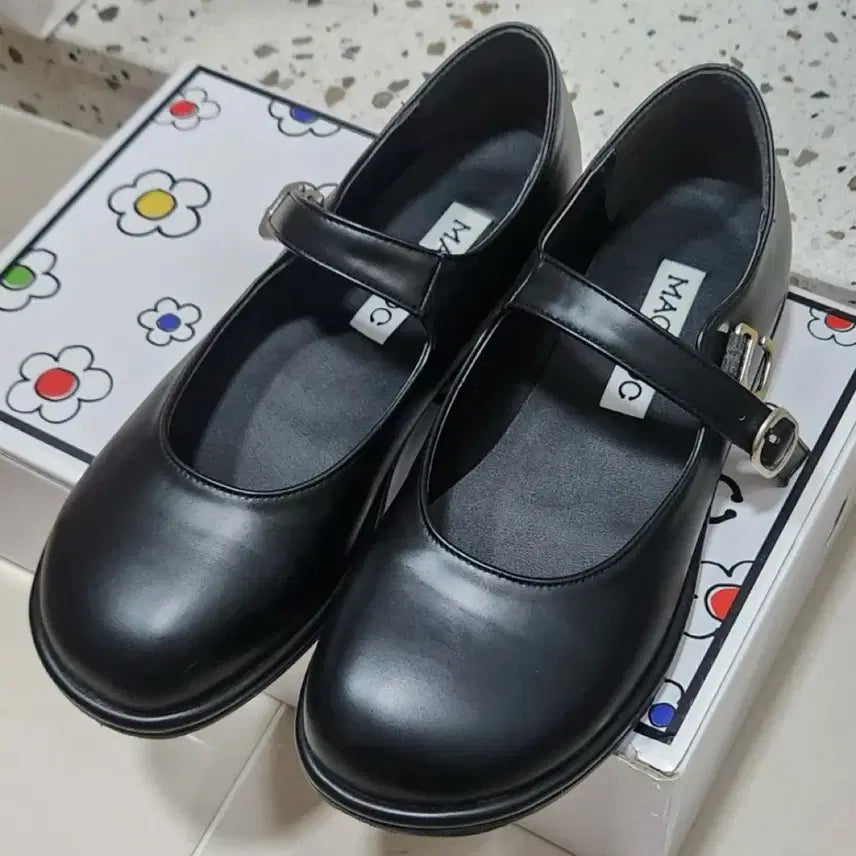 [BUNJANG] Mark Mook Mary Jane Flats Black Size 235 / 마크모크 메리제인 단화 235