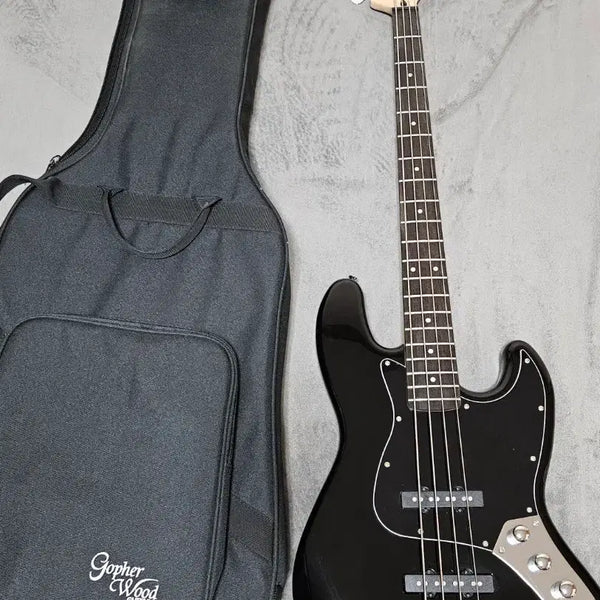 [BUNJANG] Gopher Wood Jazz Bass Guitar (Mint Condition) / 세팅A급 고퍼우드 재즈 베이스기타